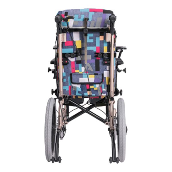 Silla de ruedas ligera para niños con diseño plegable y respaldo ajustable