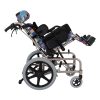 Silla de ruedas ligera para niños con diseño plegable y respaldo ajustable