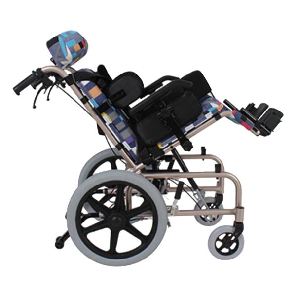 Silla de ruedas ligera para niños con diseño plegable y respaldo ajustable